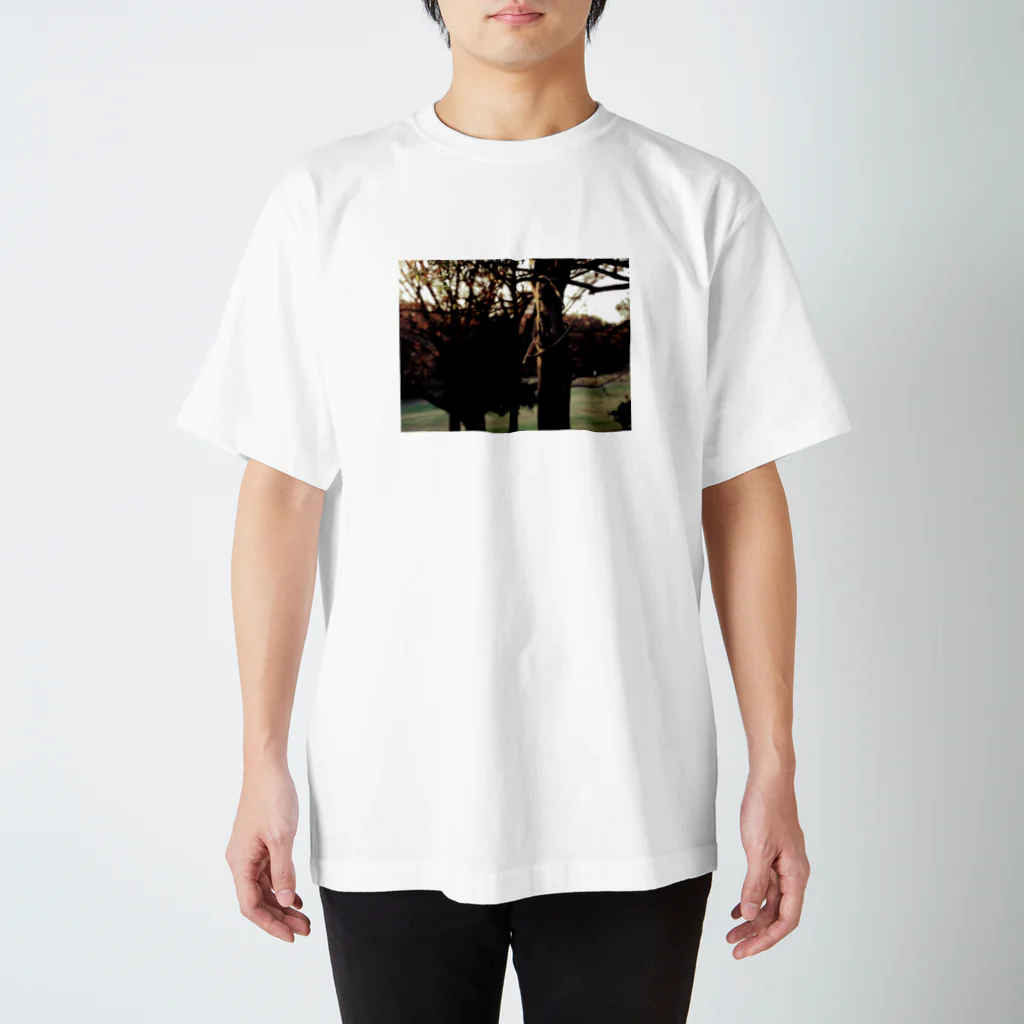 treeseekの引っかかっているシリーズTシャツ Regular Fit T-Shirt