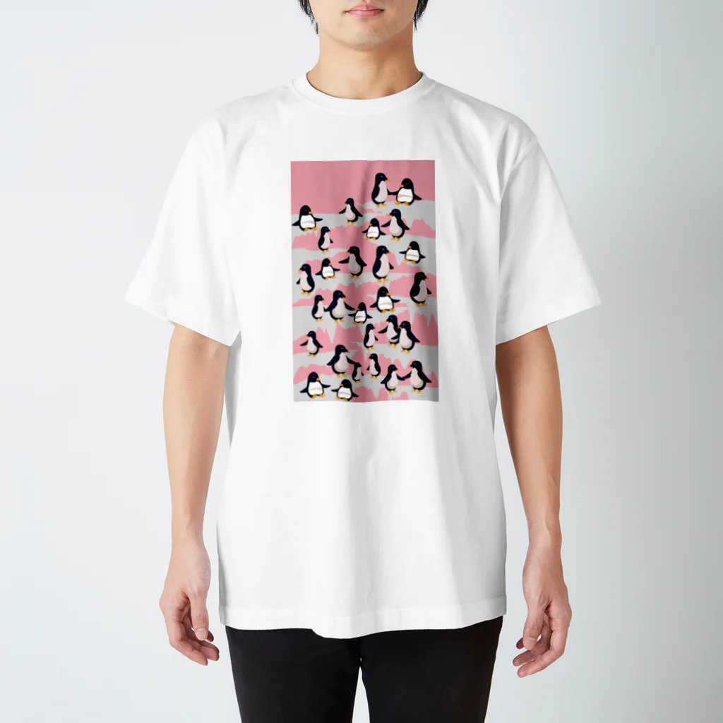 猫鳴きのペンギンピンク Regular Fit T-Shirt