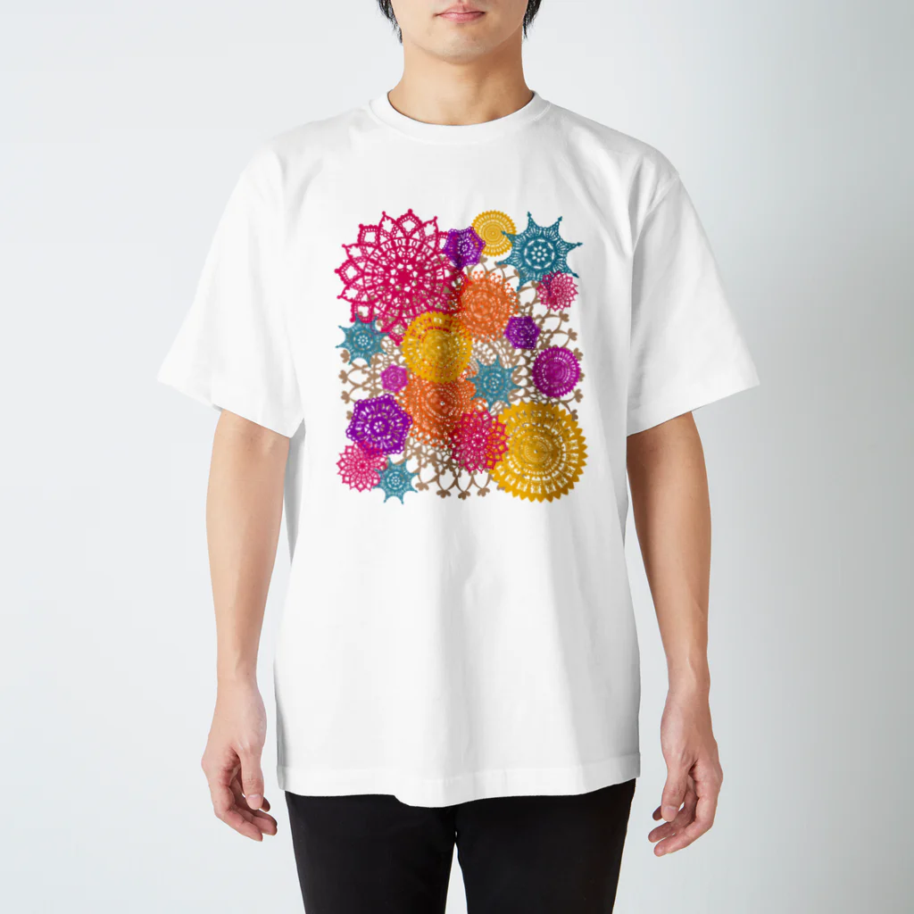 sandy-mのレースのお花畑 トロピカルカラー スタンダードTシャツ