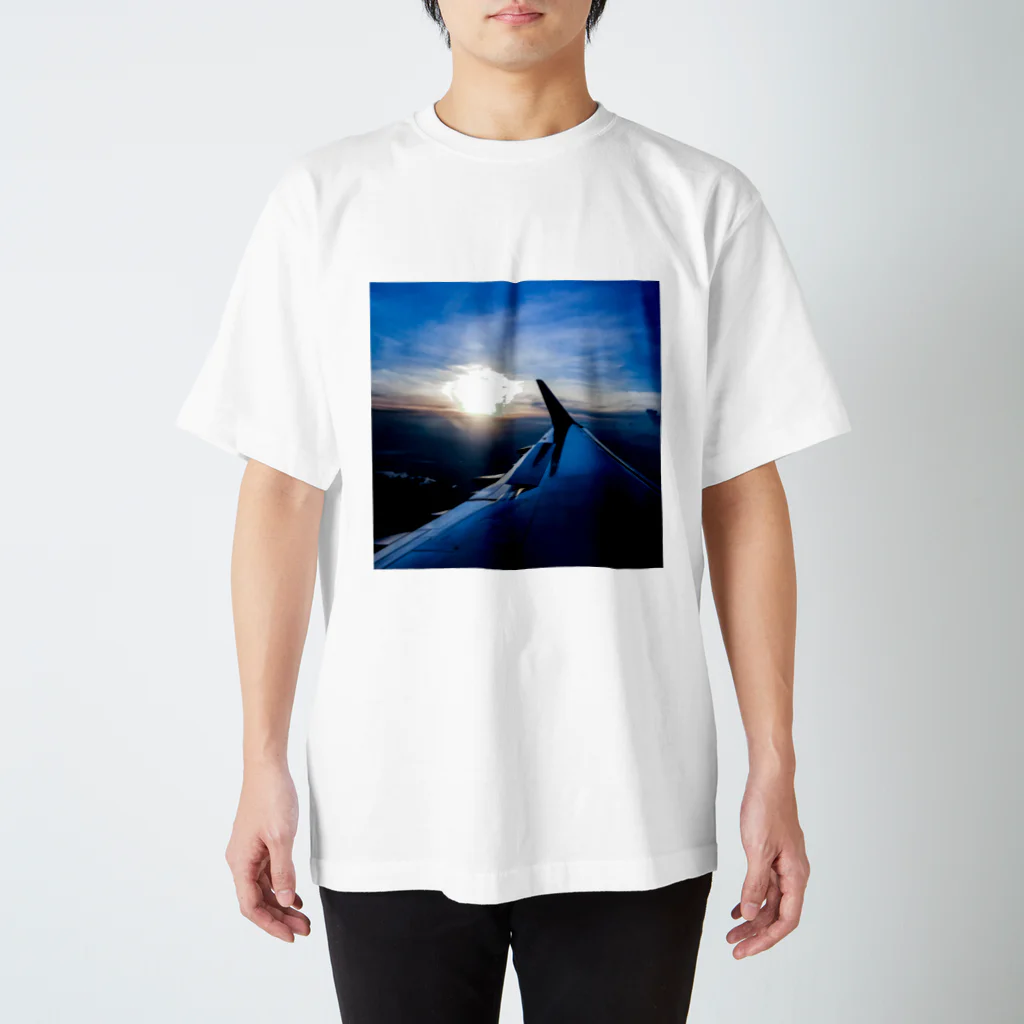 Fantastic Styleの空の旅 Regular Fit T-Shirt