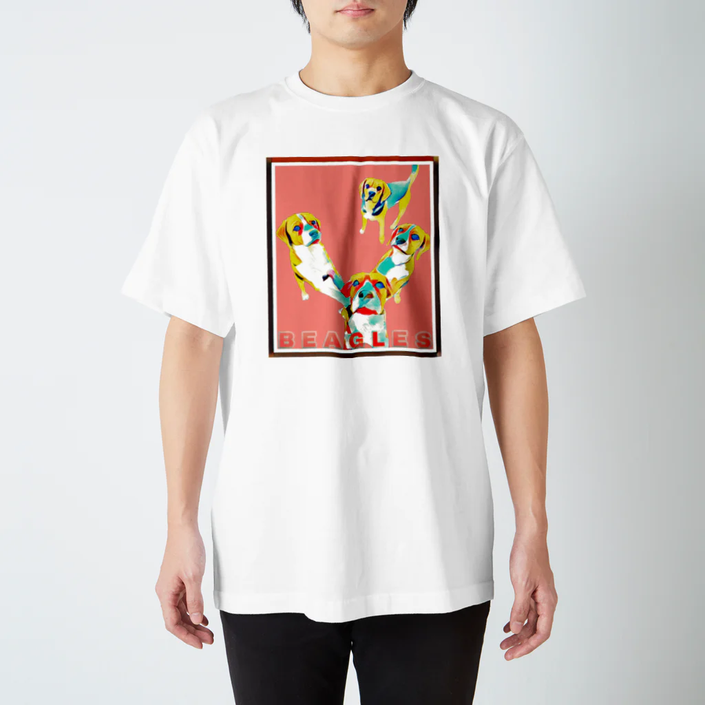 UMEKOtoUNICOのBEAGLES ビーグルズ　ピンク Regular Fit T-Shirt