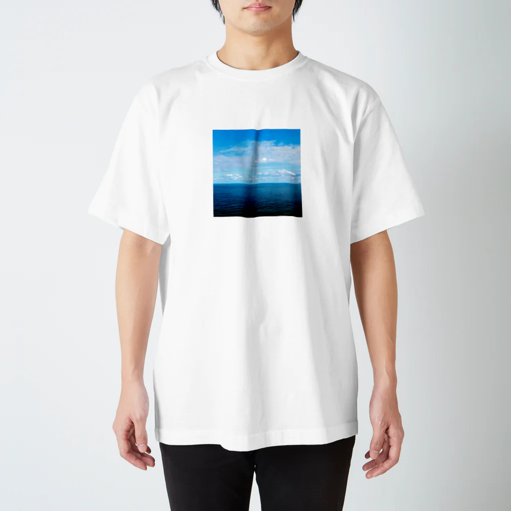 きいろ館の空と海 スタンダードTシャツ