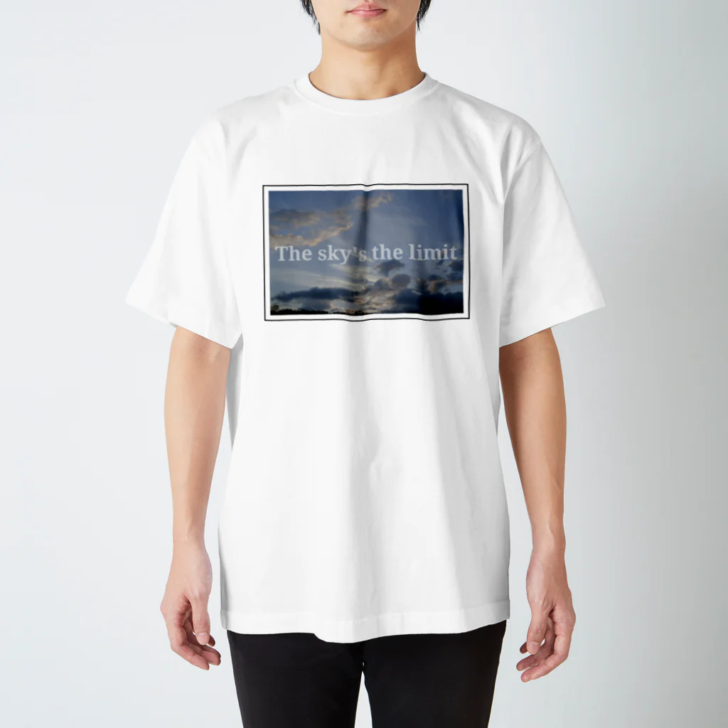 香芹工房のthe sky's the limit  Regular Fit T-Shirt