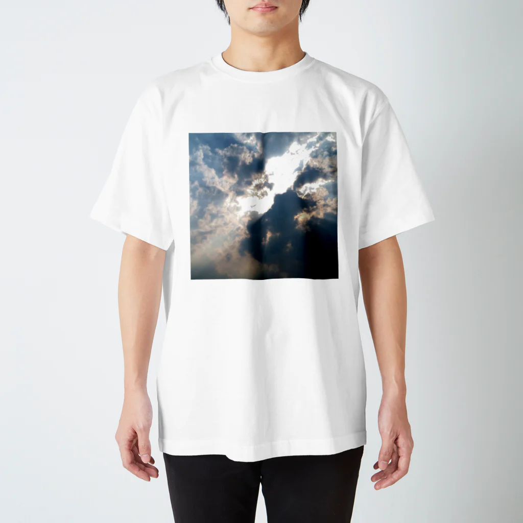 kumakikiのsunshine from the dark Regular Fit T-Shirt