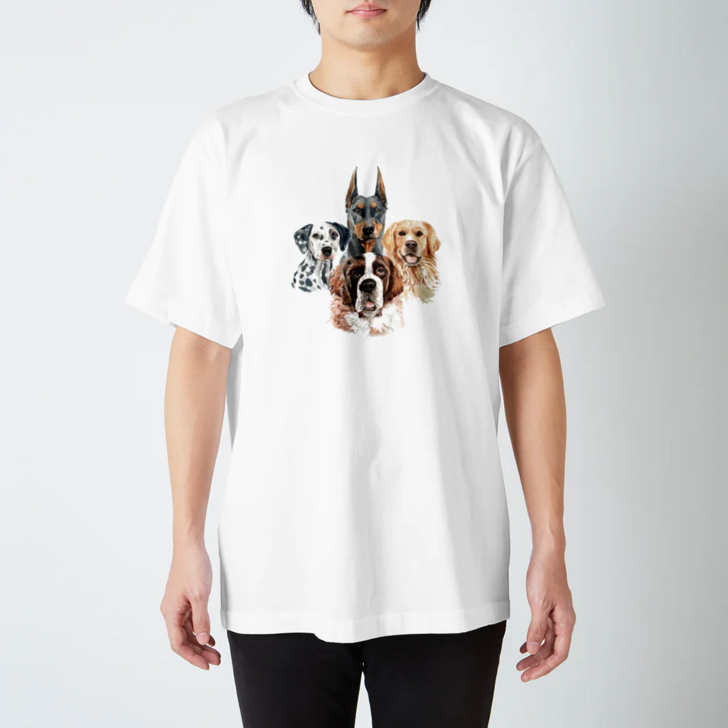 SANKAKU DESIGN STOREの賢くて優しい、大きい犬たち。 Regular Fit T-Shirt