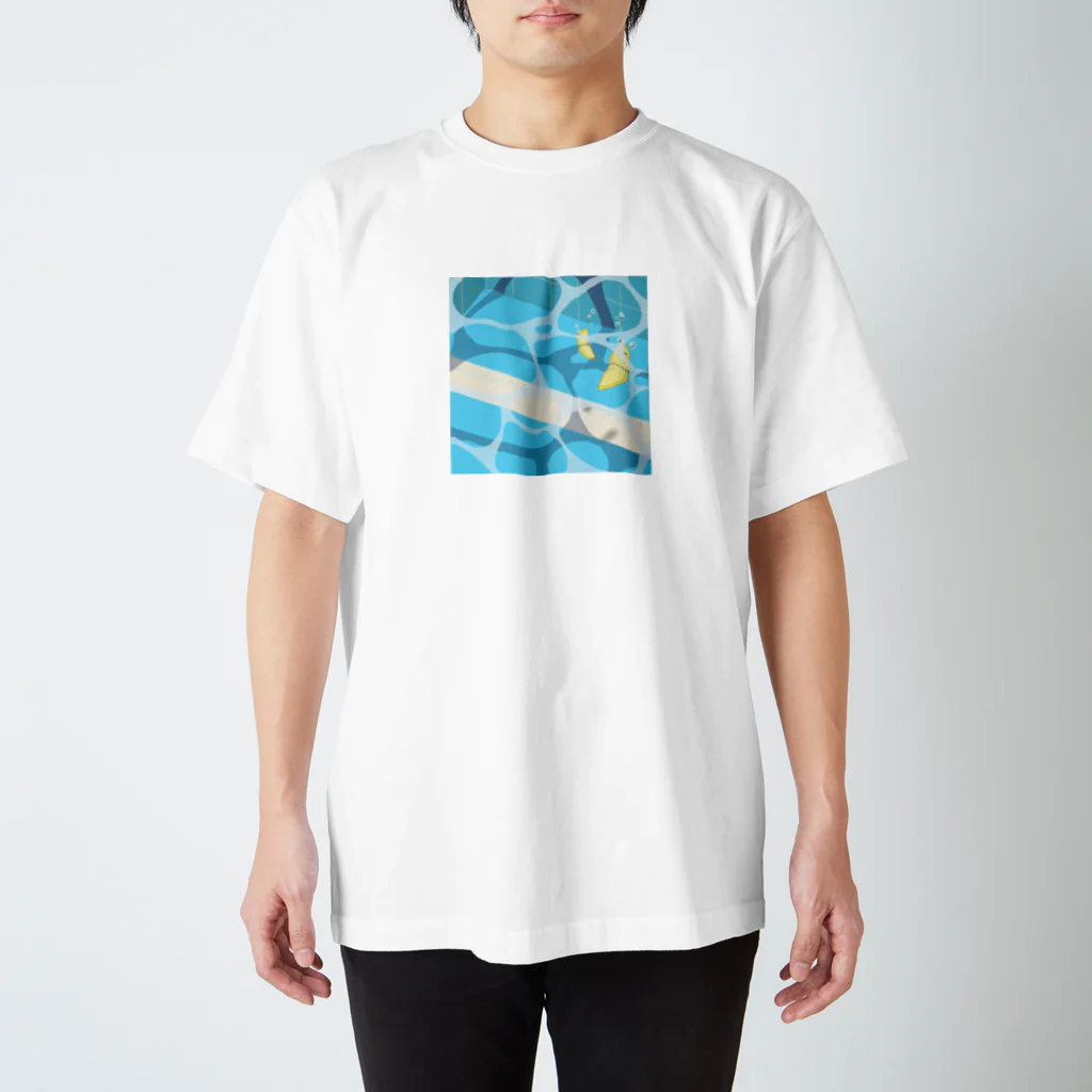 yu.の夏のプールに飛び込んだ(レモン) Regular Fit T-Shirt