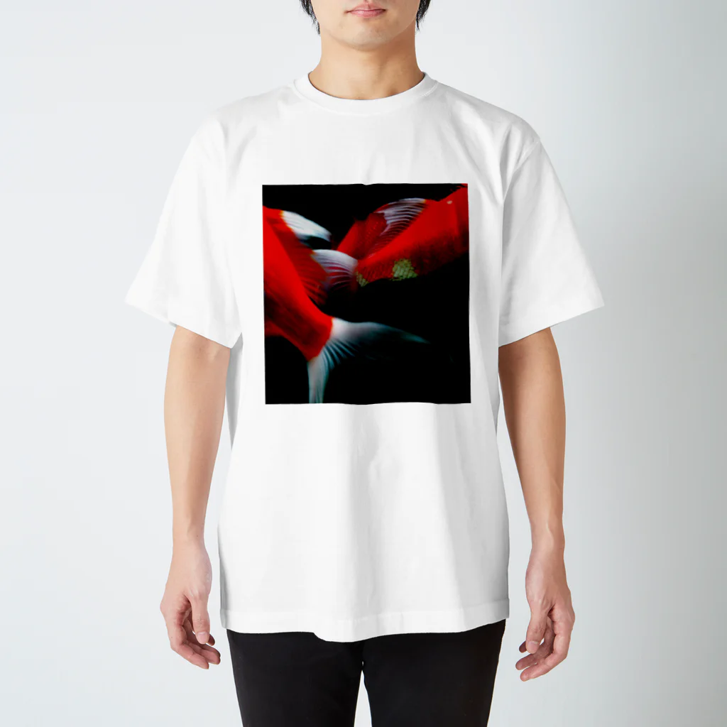 momenkoTWの錦鯉の鰭 Regular Fit T-Shirt