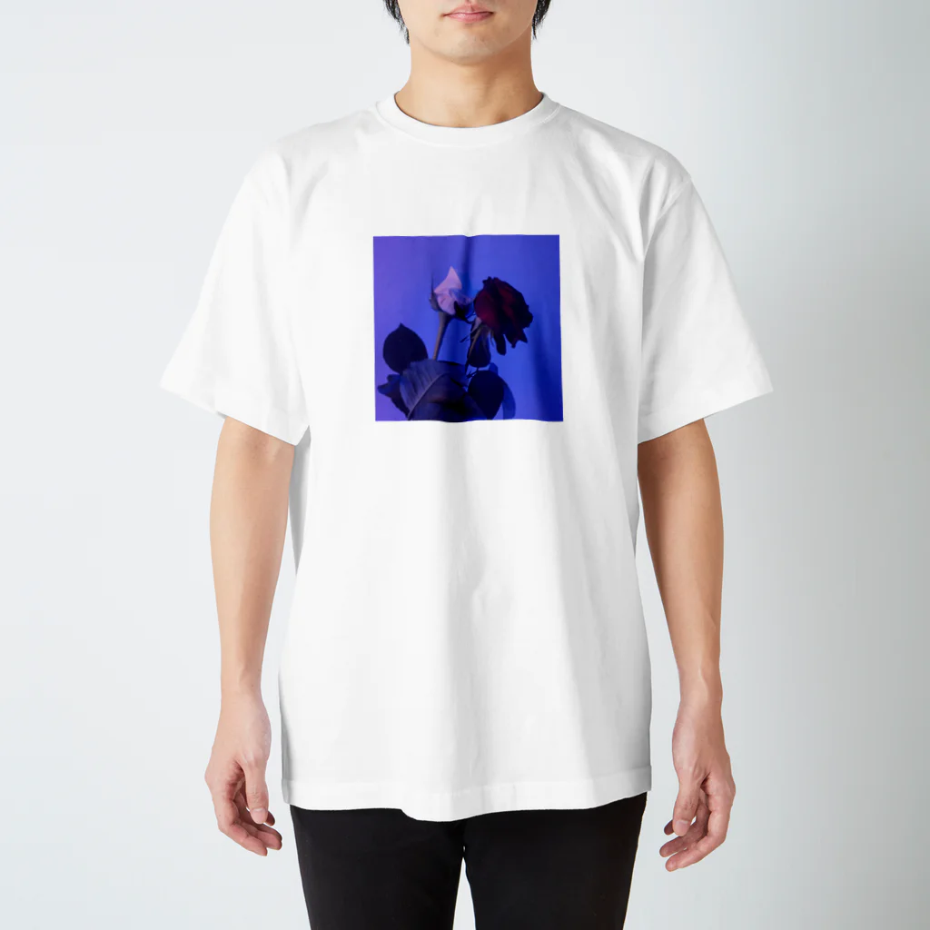 星の薔薇 Regular Fit T-Shirt