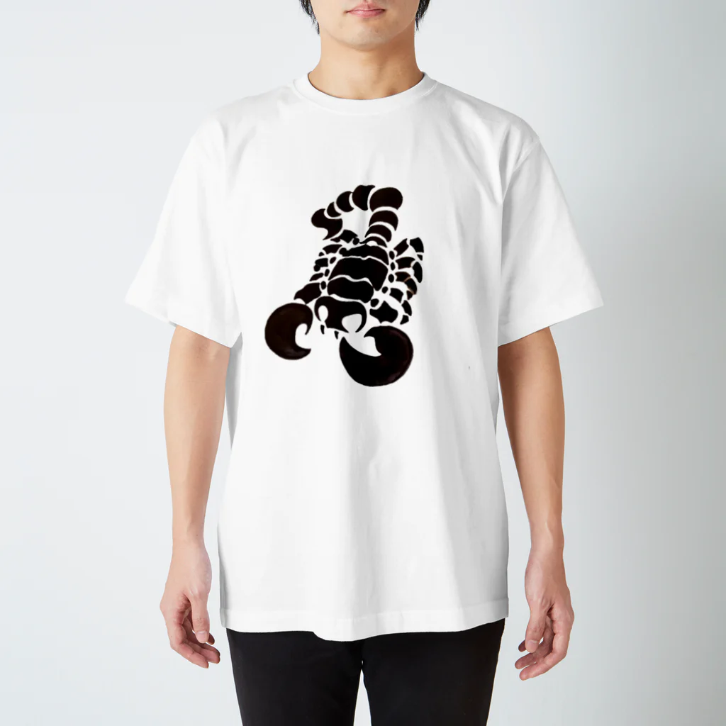 GRAFFITIのスコーピオンシルエット Regular Fit T-Shirt