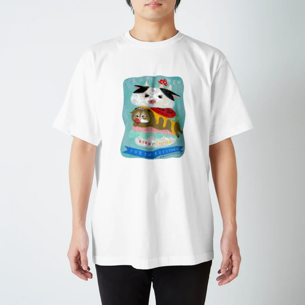 wokasinaiwoのこまめがバーガー（アクリル画） Regular Fit T-Shirt