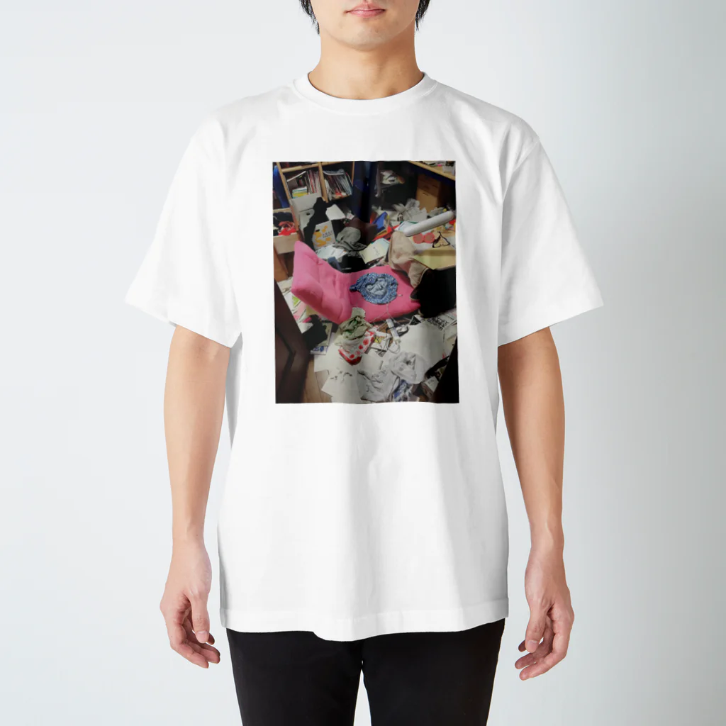 しおりちゃんの汚部屋 スタンダードTシャツ