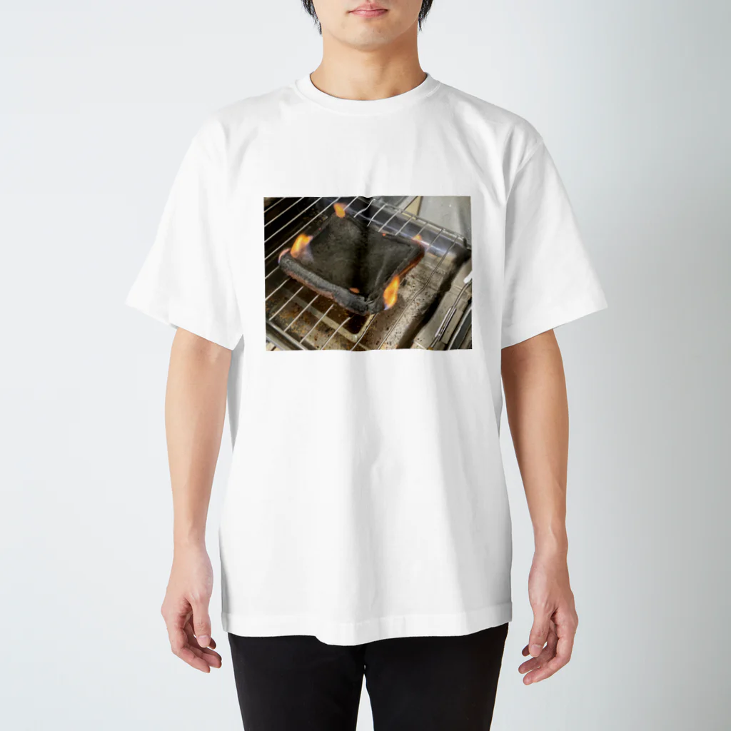 花田連太郎の思いの一人暮らし Regular Fit T-Shirt
