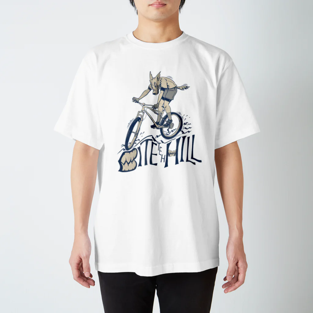 nidan-illustrationの"BITE the HILL" Regular Fit T-Shirt