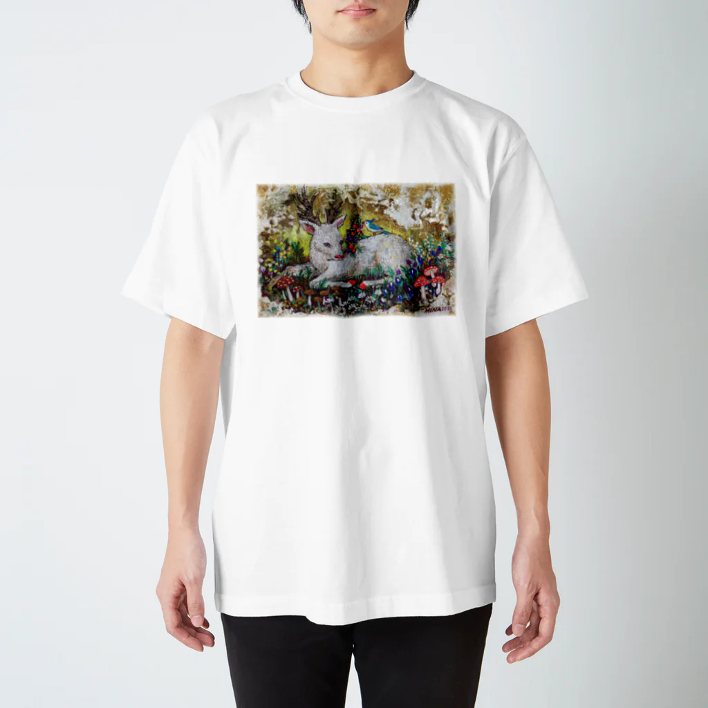 ヤマネコ。の部屋の神獣 Regular Fit T-Shirt