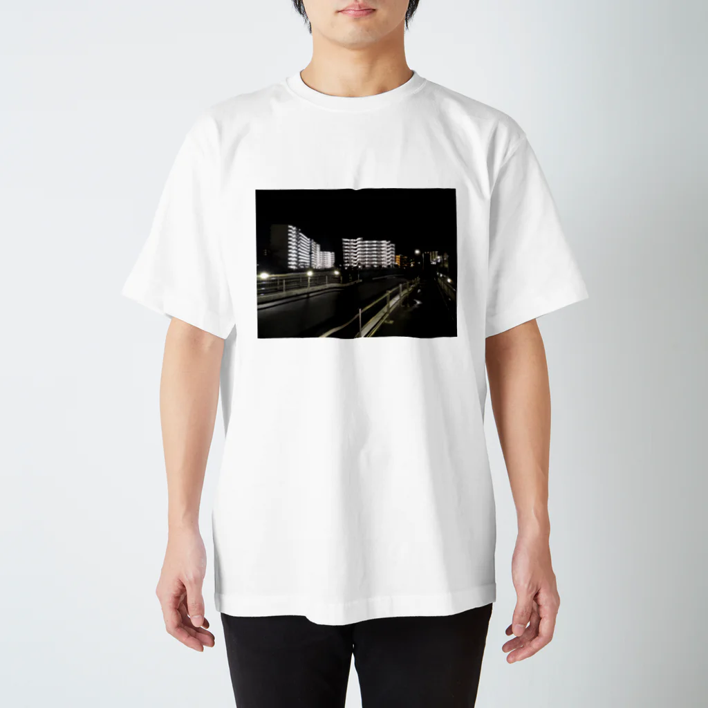 kaori屋のon a bridge Regular Fit T-Shirt