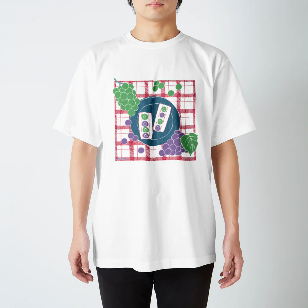 ハルイロ雑貨店　suzuri支店のフルーツサンド　ぶどう Regular Fit T-Shirt