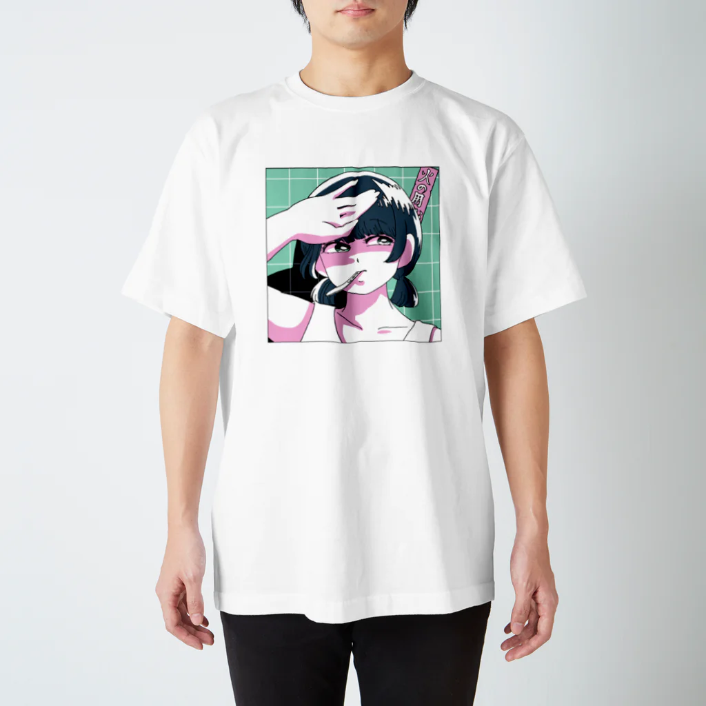 いぬ屋いぬみせのもうすぐ夏ですね スタンダードTシャツ