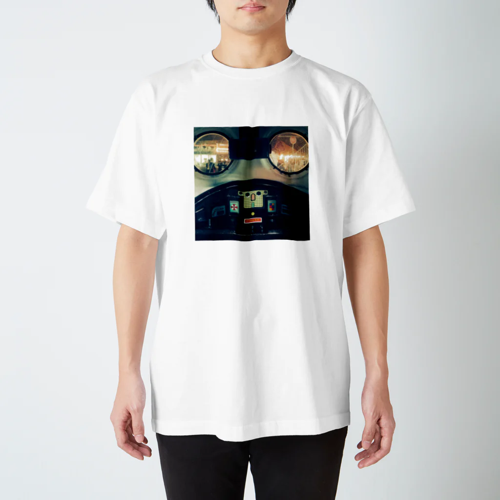 komaのロボット　夜の遊園地 Regular Fit T-Shirt