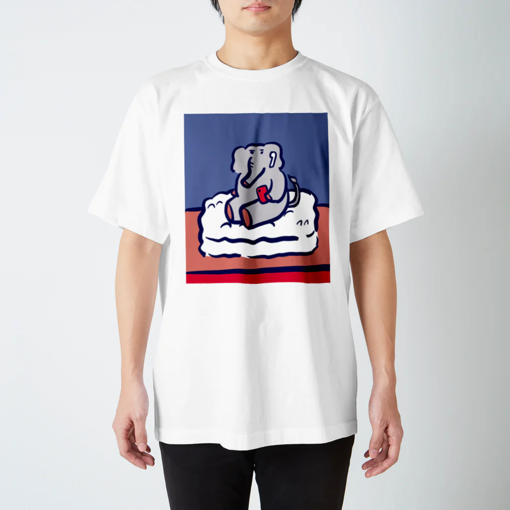 Yutori freeter（ゆとりフリーター）のゾウさん推すし Regular Fit T-Shirt