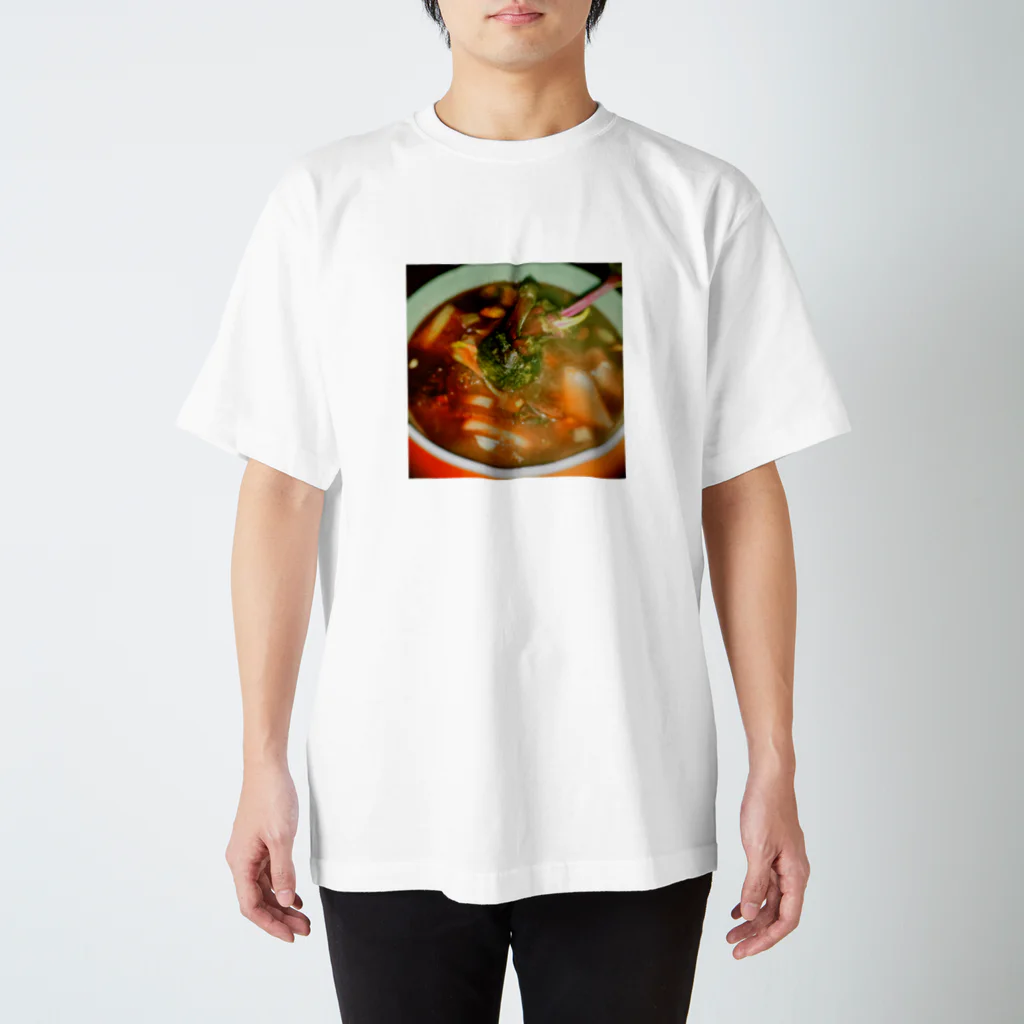 𝖙 𝖆 𝖒 𝖆 𝖐 𝖎のБорщ Regular Fit T-Shirt