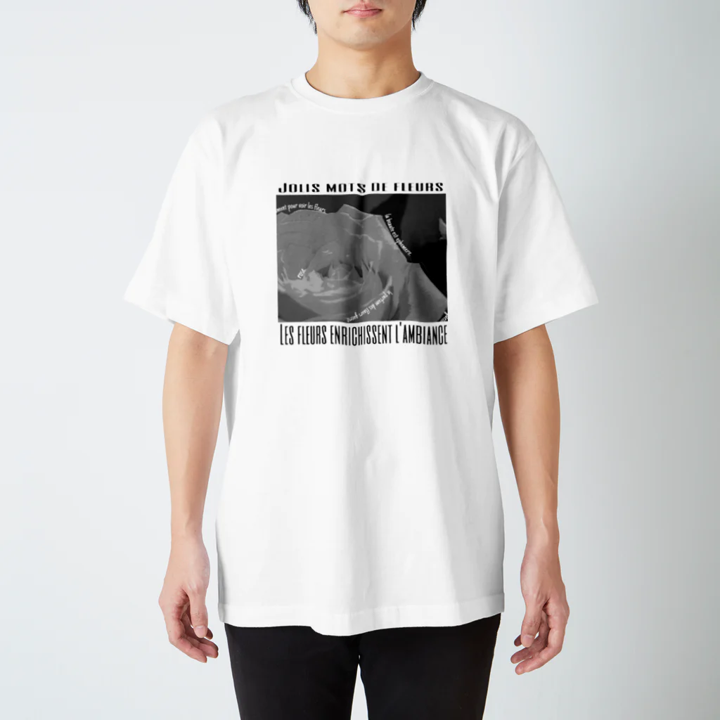oka__のモノクロ Regular Fit T-Shirt