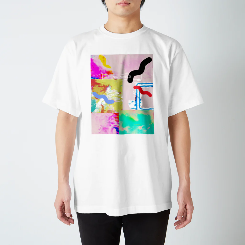 POWAQAのアートグラフィックTシャツ Regular Fit T-Shirt