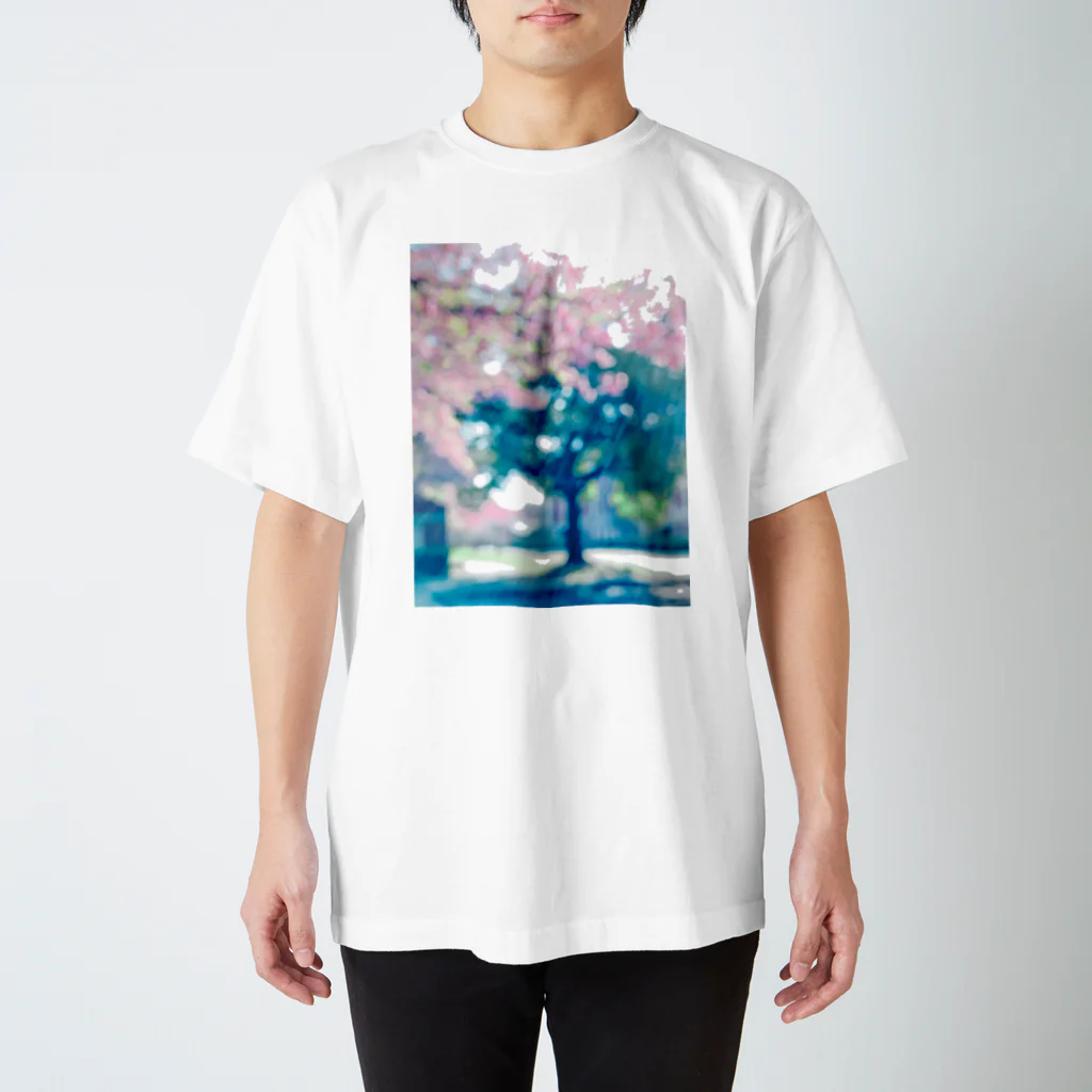 レモンのとなりのさくらサクラsakura Regular Fit T-Shirt