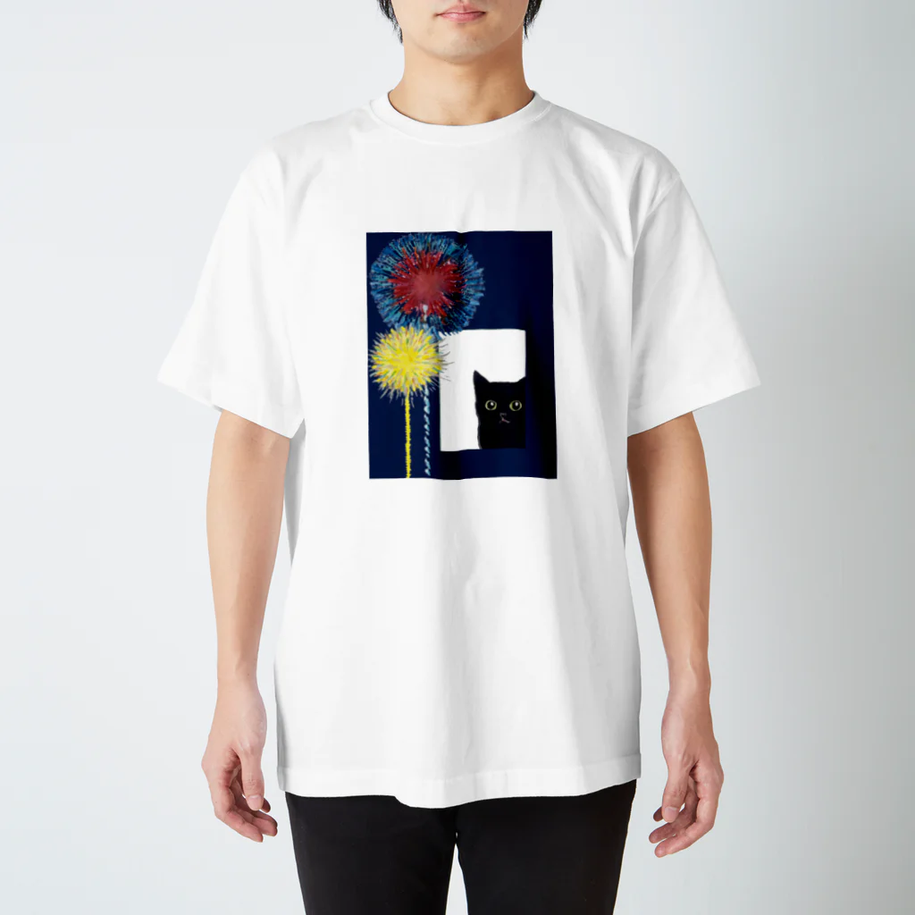 WAMI ARTの花火見る黒猫 スタンダードTシャツ