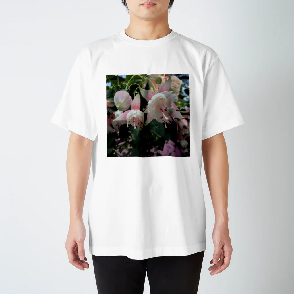 ズンドコベロンチョの花 Regular Fit T-Shirt