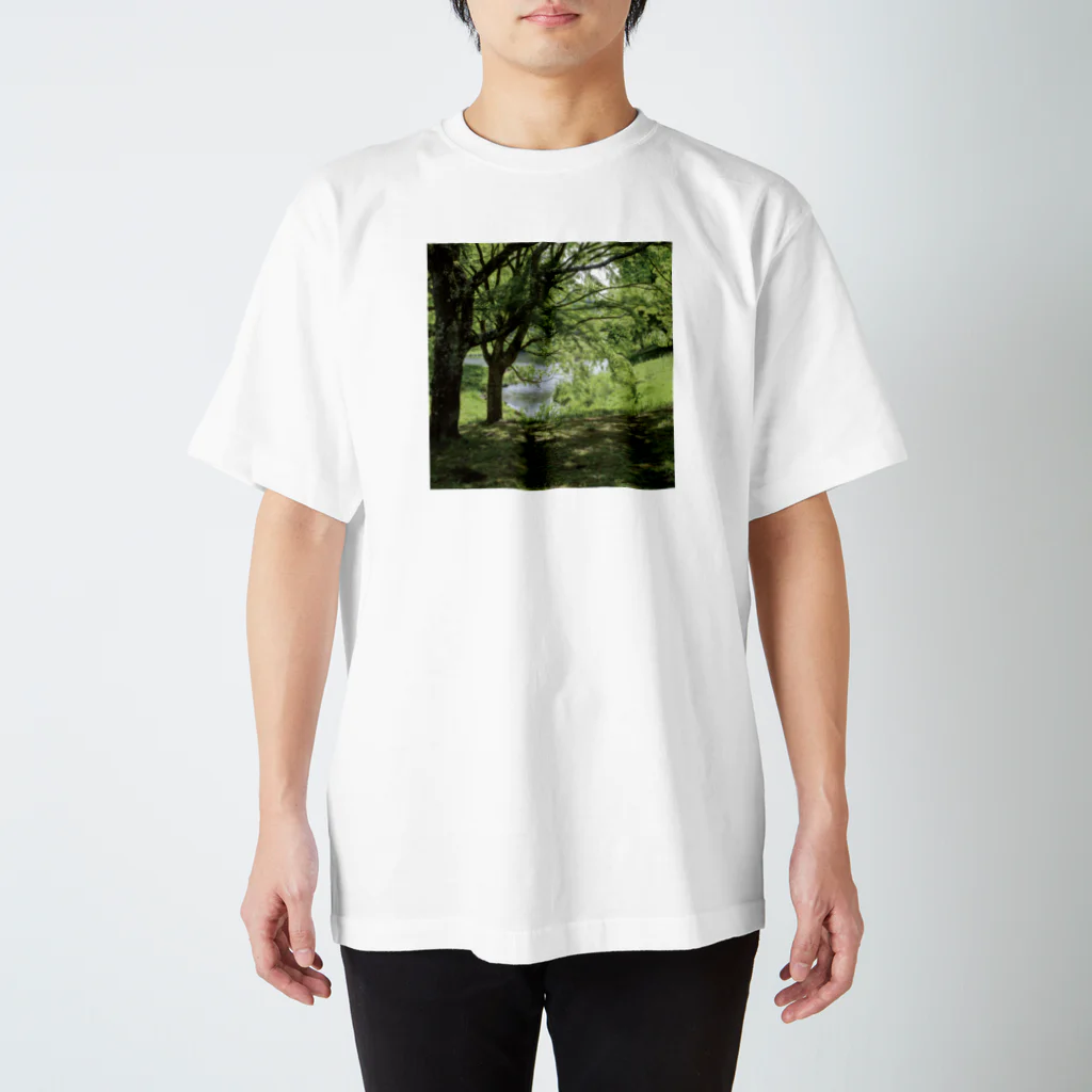 akane_art（茜音工房）の癒しの風景（樹木） Regular Fit T-Shirt