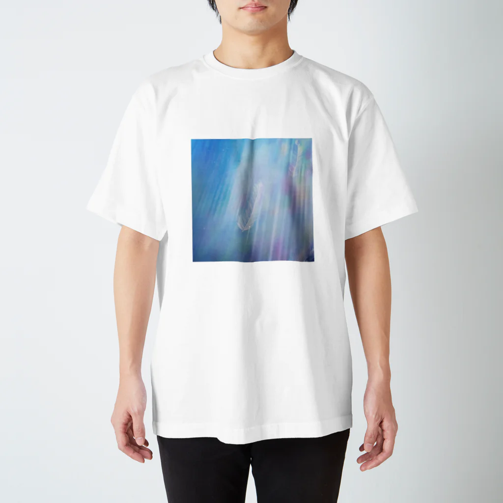 LUCENT LIFEのWIngs in flowing Rainbow スタンダードTシャツ