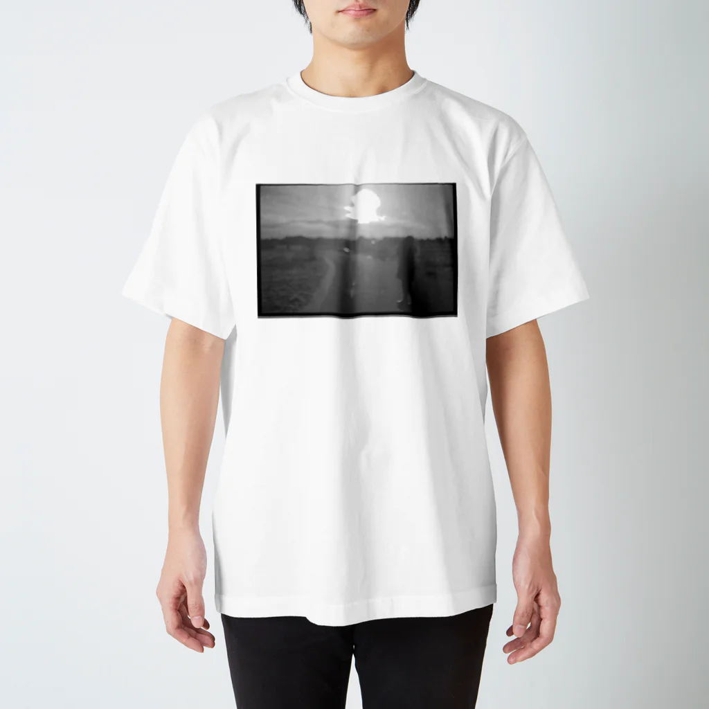 urapのぼんやり気候 Regular Fit T-Shirt