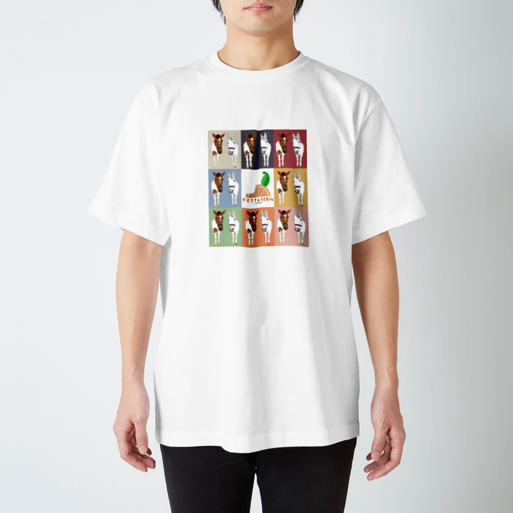 ChibisukeGO ショップSUZURI店のチビスケ&シロちゃんなかよし(枠カラーTシャツ) Regular Fit T-Shirt