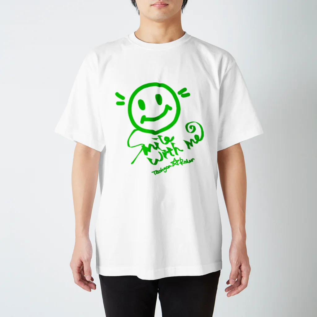 タキオン✩ライダー✩ラボのSmile with me【みどり】 スタンダードTシャツ