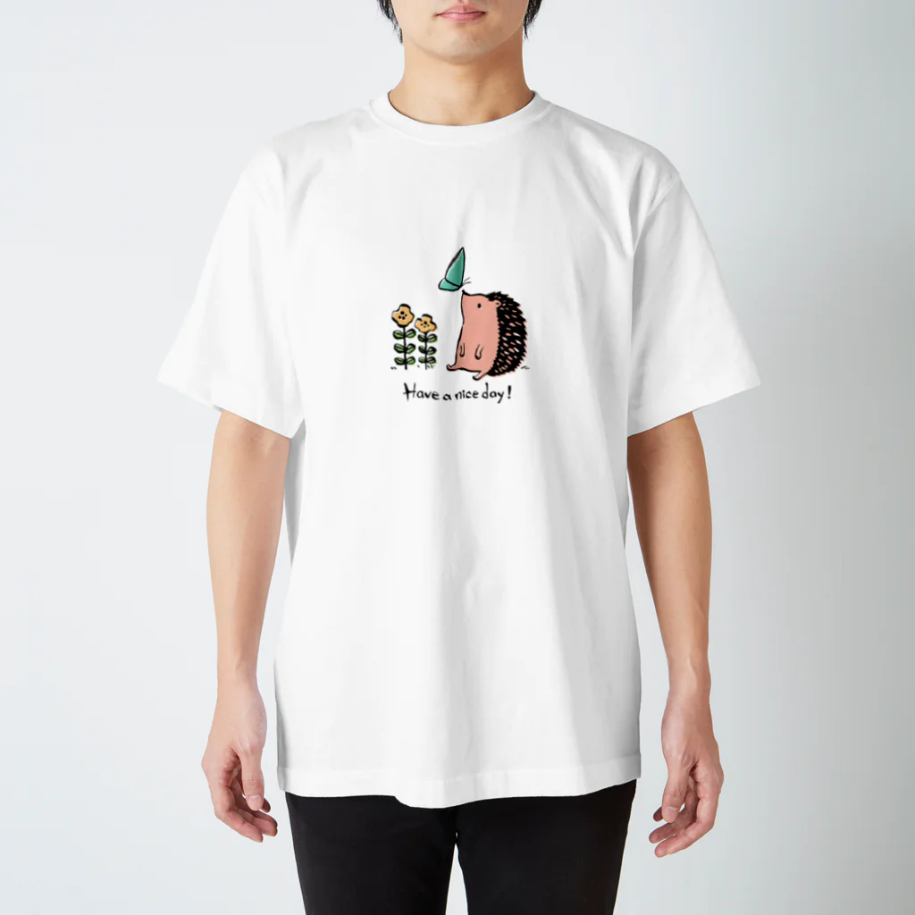 fukunofukuのハリネズミの「良い1日を！」 Regular Fit T-Shirt