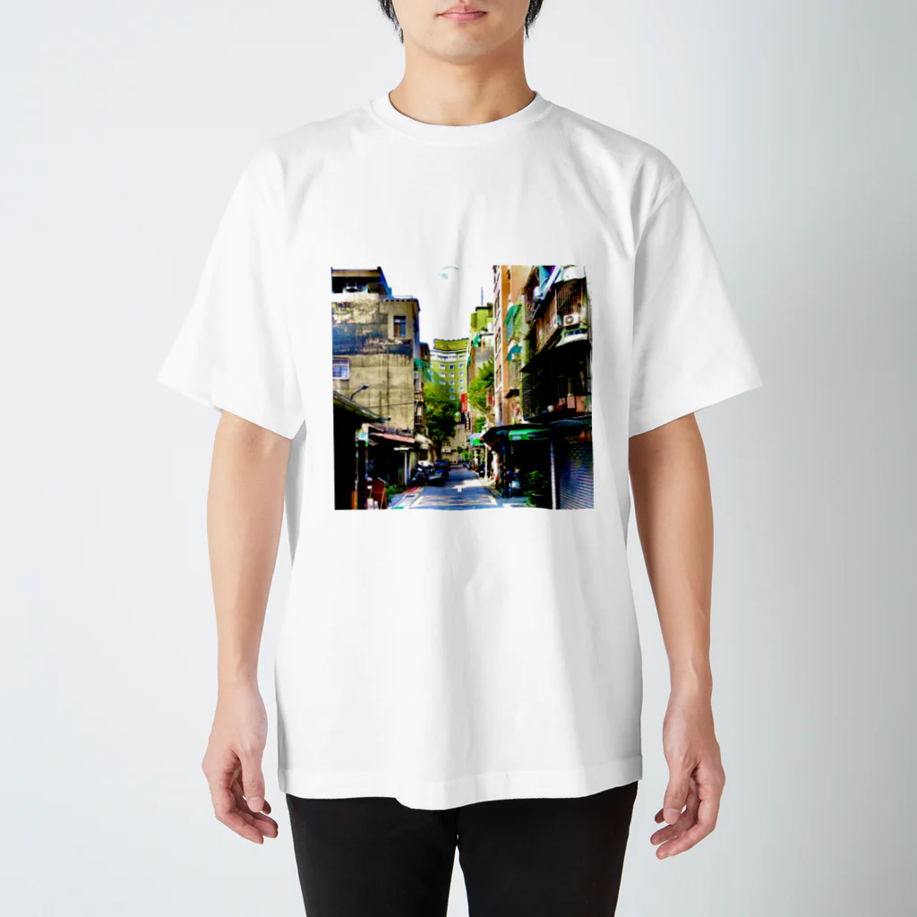 来世は俺ツェぇぇーしたいの路地裏の日常 in TaiWaN スタンダードTシャツ