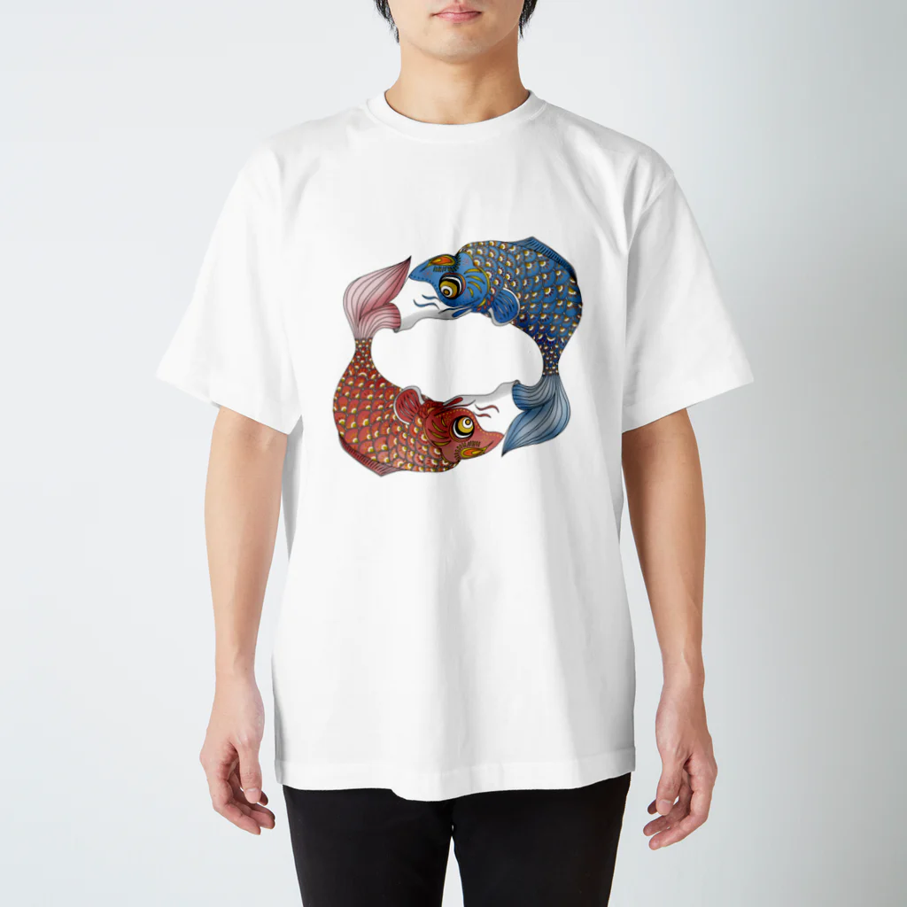 オンザソファの鯉幟 Regular Fit T-Shirt