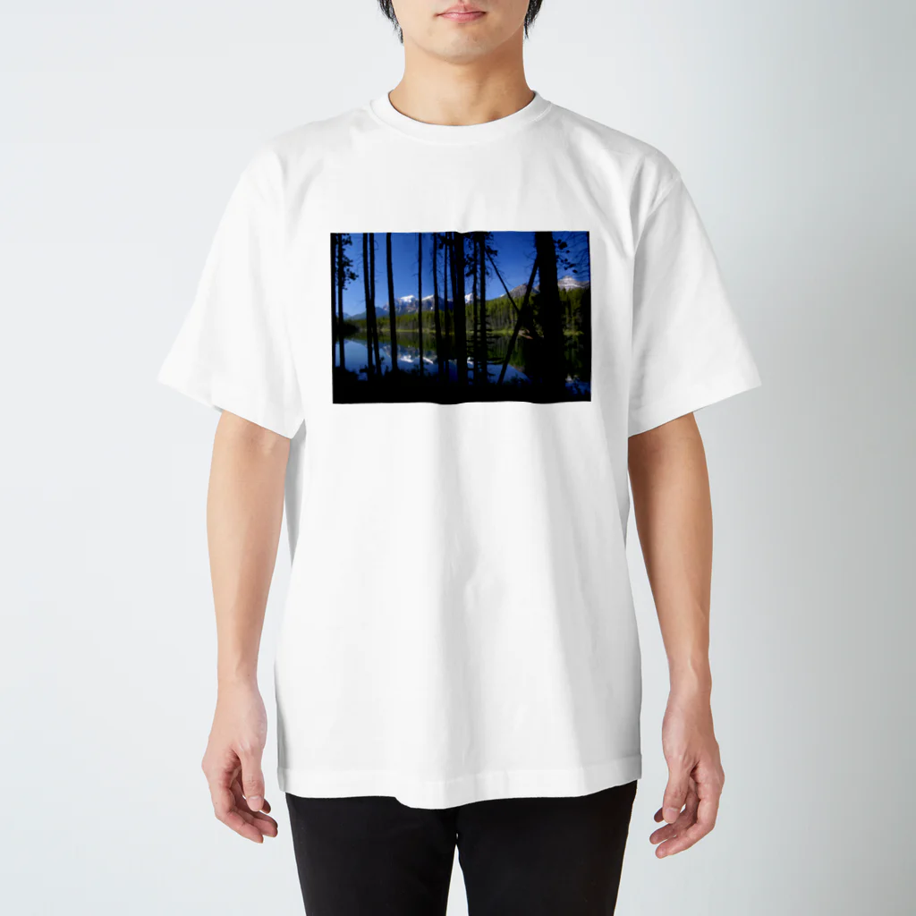 moonIbizaのIN THE FORREST Regular Fit T-Shirt