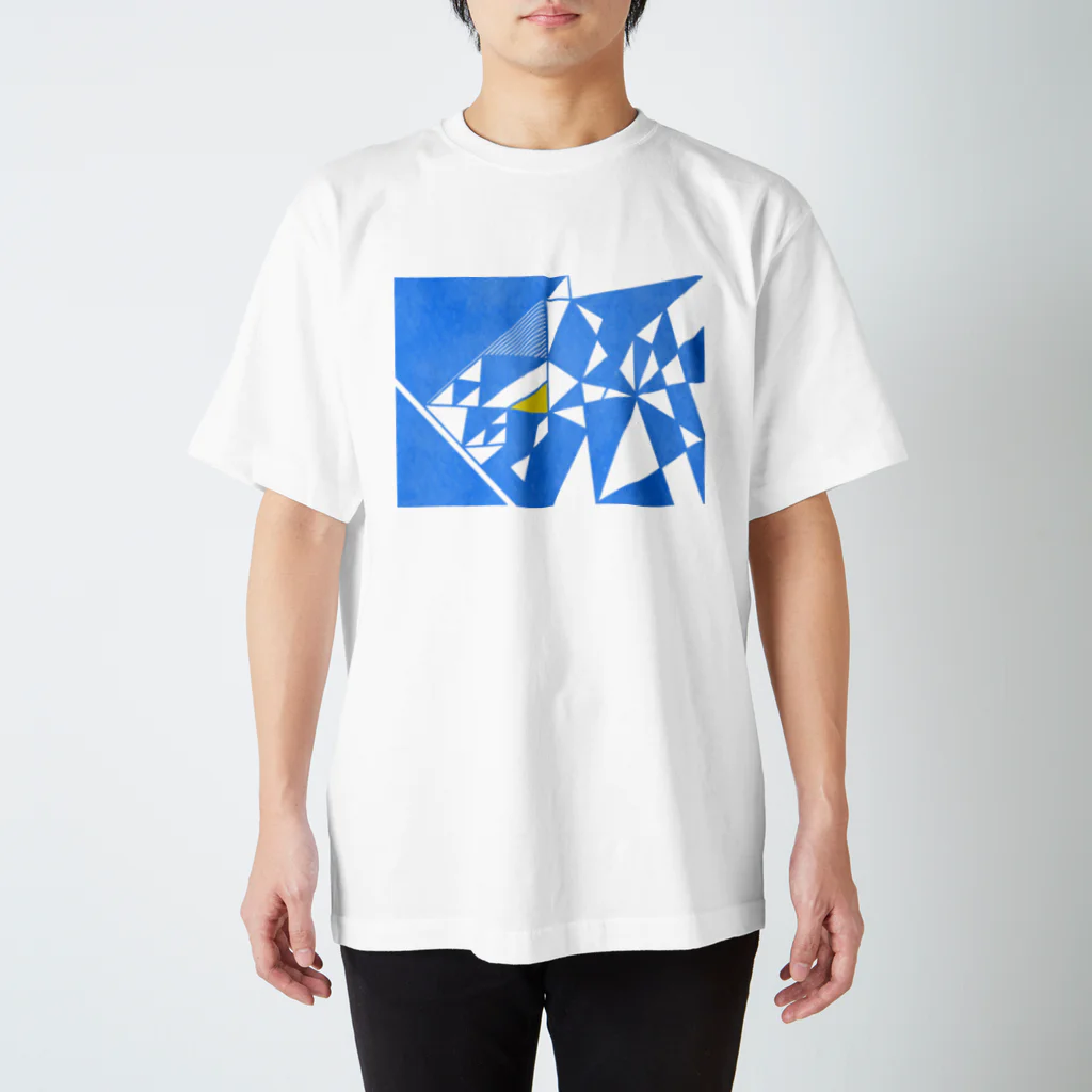 BLUE FEATHERの夏の迷路 Regular Fit T-Shirt