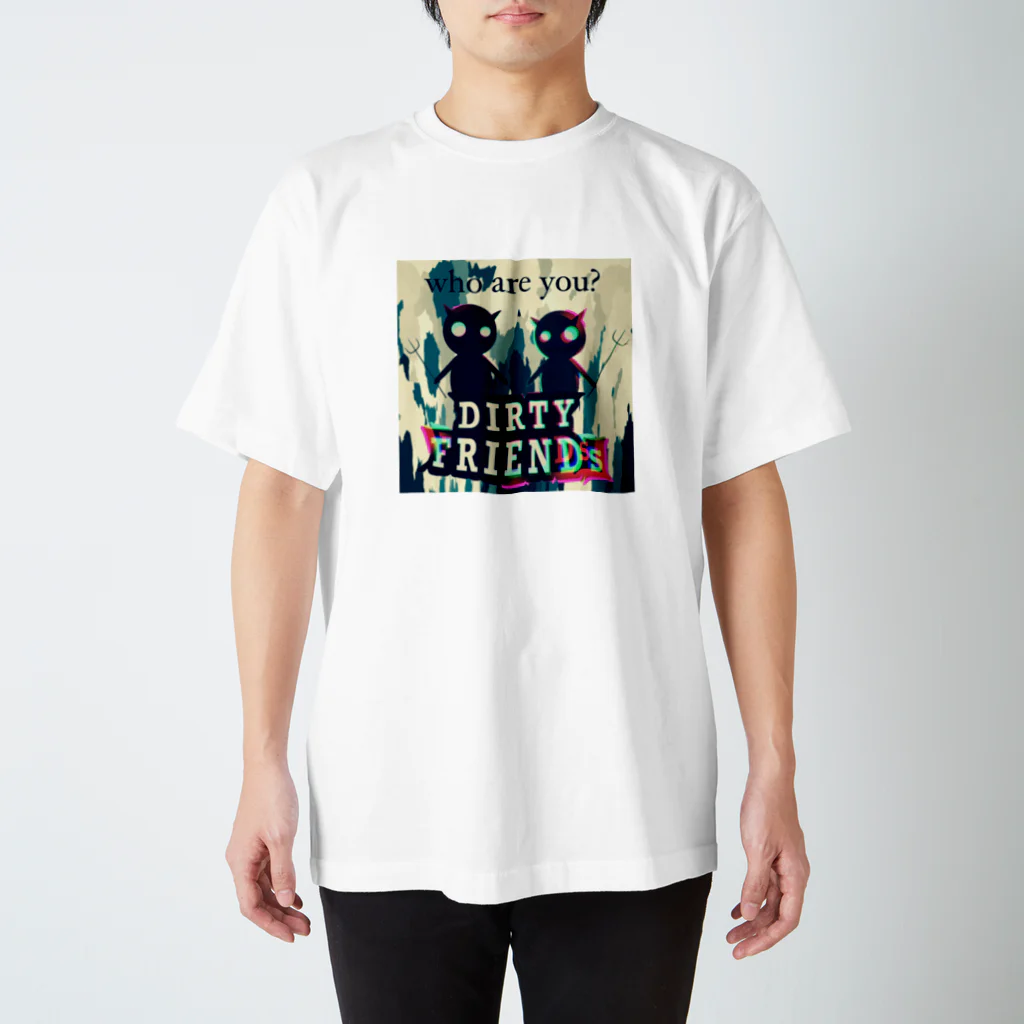 DIRTY FRIENDSのwho are you？ Regular Fit T-Shirt