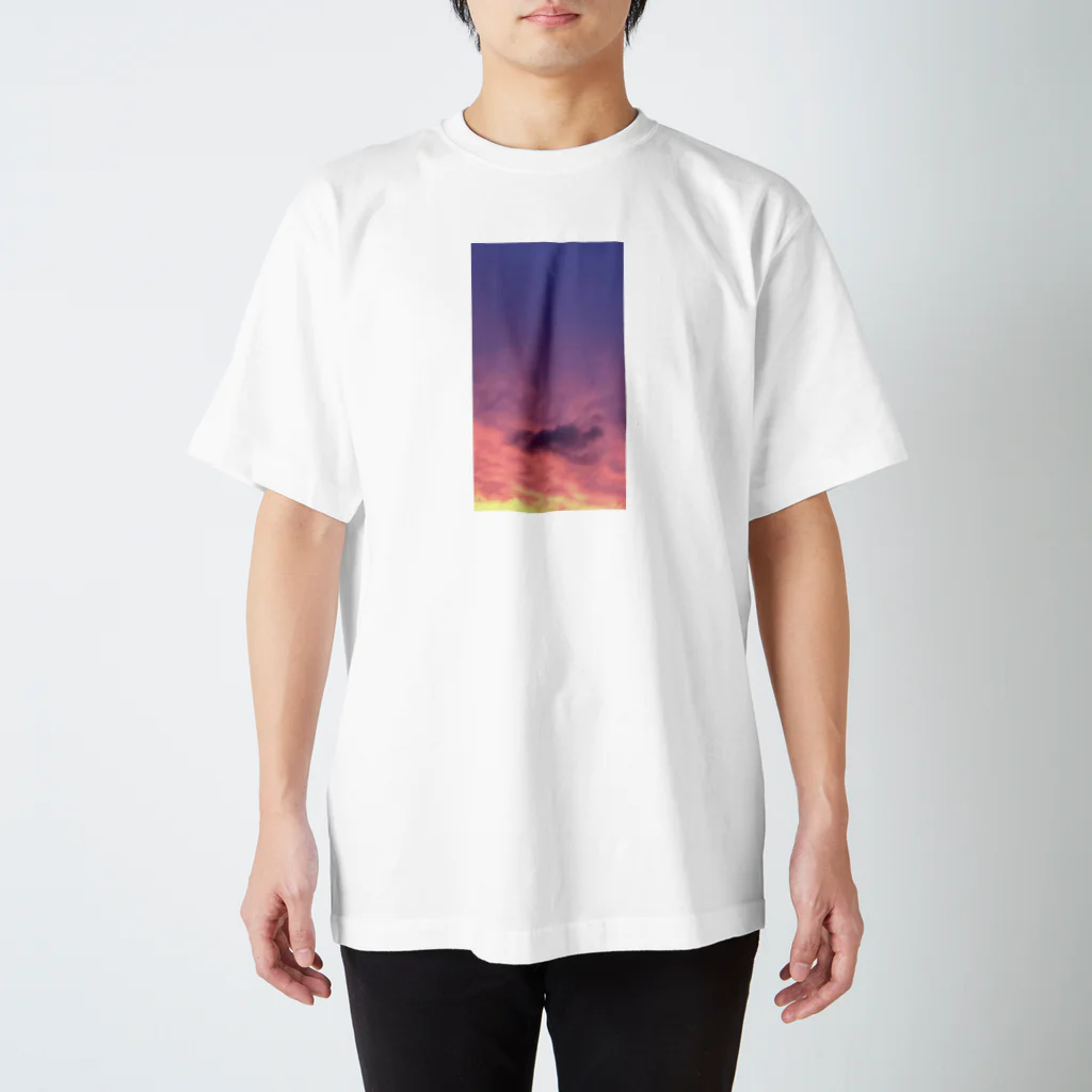 ウルフの夕暮れ スタンダードTシャツ