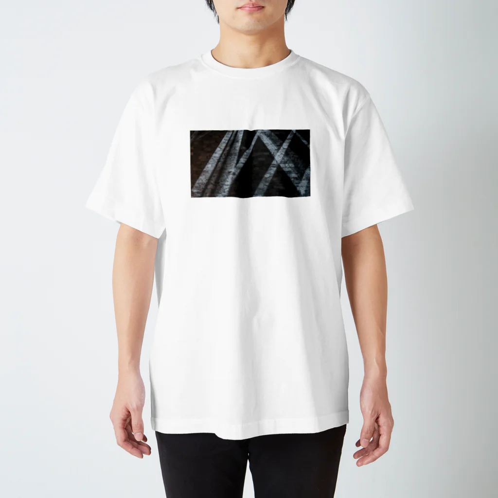 HENMO DESIGN TSHIRTSのK hole Regular Fit T-Shirt