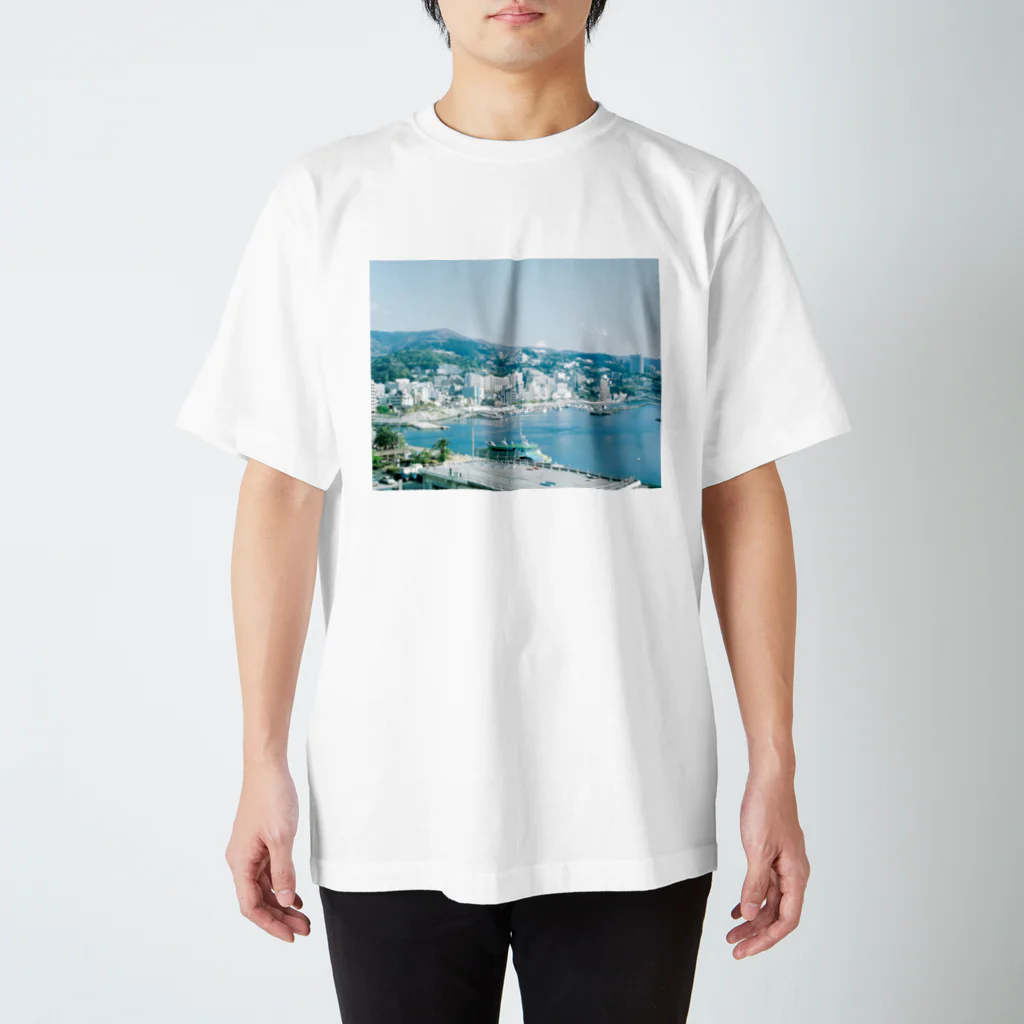 Kensuke Hosoyaの熱海（昼） スタンダードTシャツ