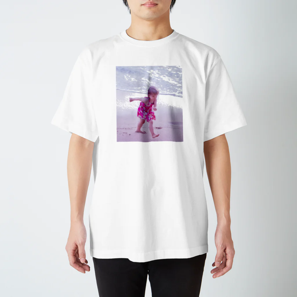 aoitravelのハワイの女の子 Regular Fit T-Shirt