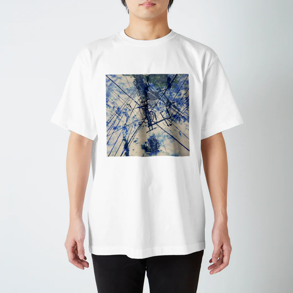 moment-noirの網の目の空 スタンダードTシャツ