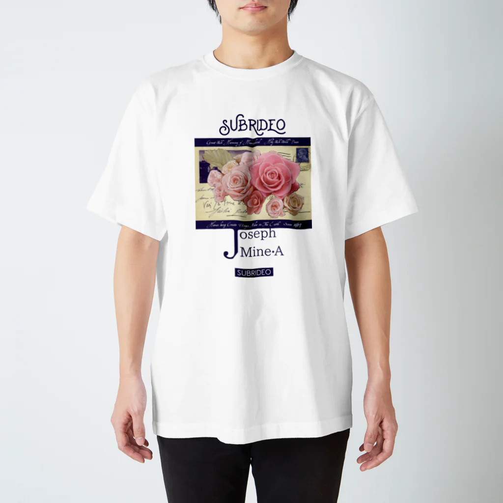 スブリデオの薔薇の花束 Regular Fit T-Shirt