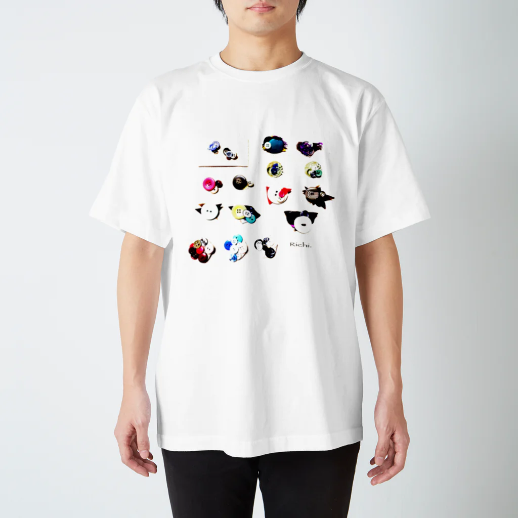 Richi.のRichi.ブローチC スタンダードTシャツ