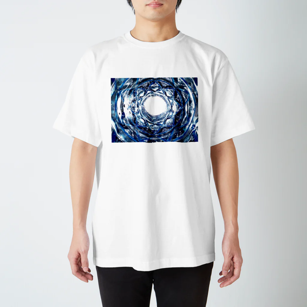 モリチエコのVisual Snow 2 Regular Fit T-Shirt