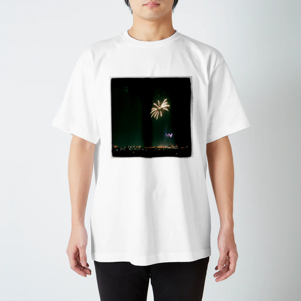 おやすみの打ち上げ花火 スタンダードTシャツ