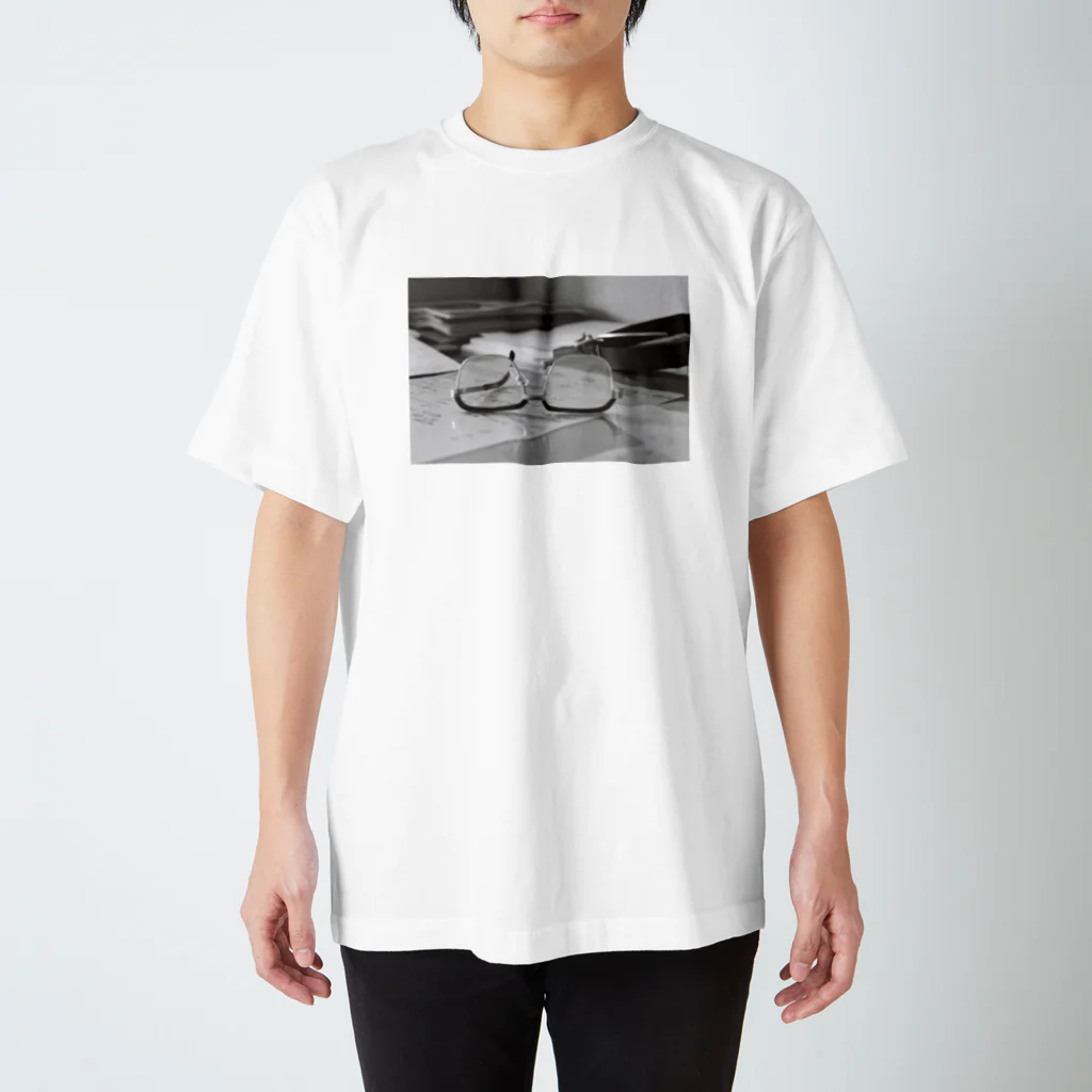 CMYKRGBの眼鏡 Regular Fit T-Shirt